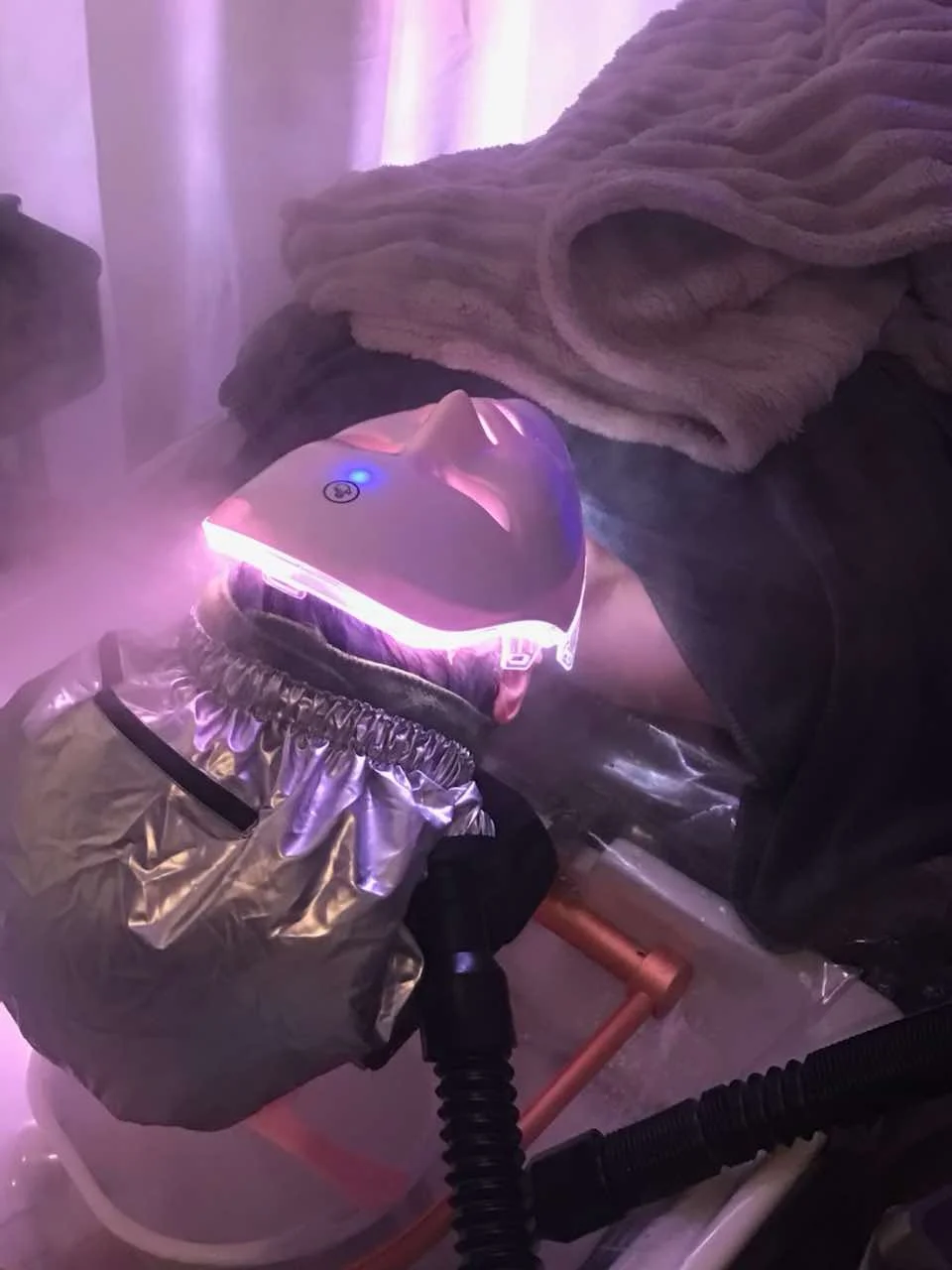 LED light therapy head spa session at Heaven Head Spa